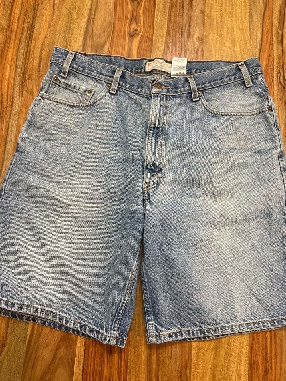Y2K Levi Strauss Men's Light Wash Denim Shorts Size 38